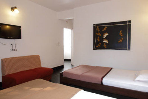 Wise Owl Comfotel Calcutta  Esterno foto