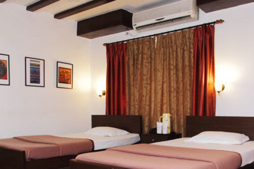 Wise Owl Comfotel Calcutta  Esterno foto