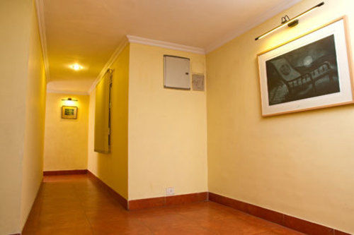 Wise Owl Comfotel Calcutta  Esterno foto